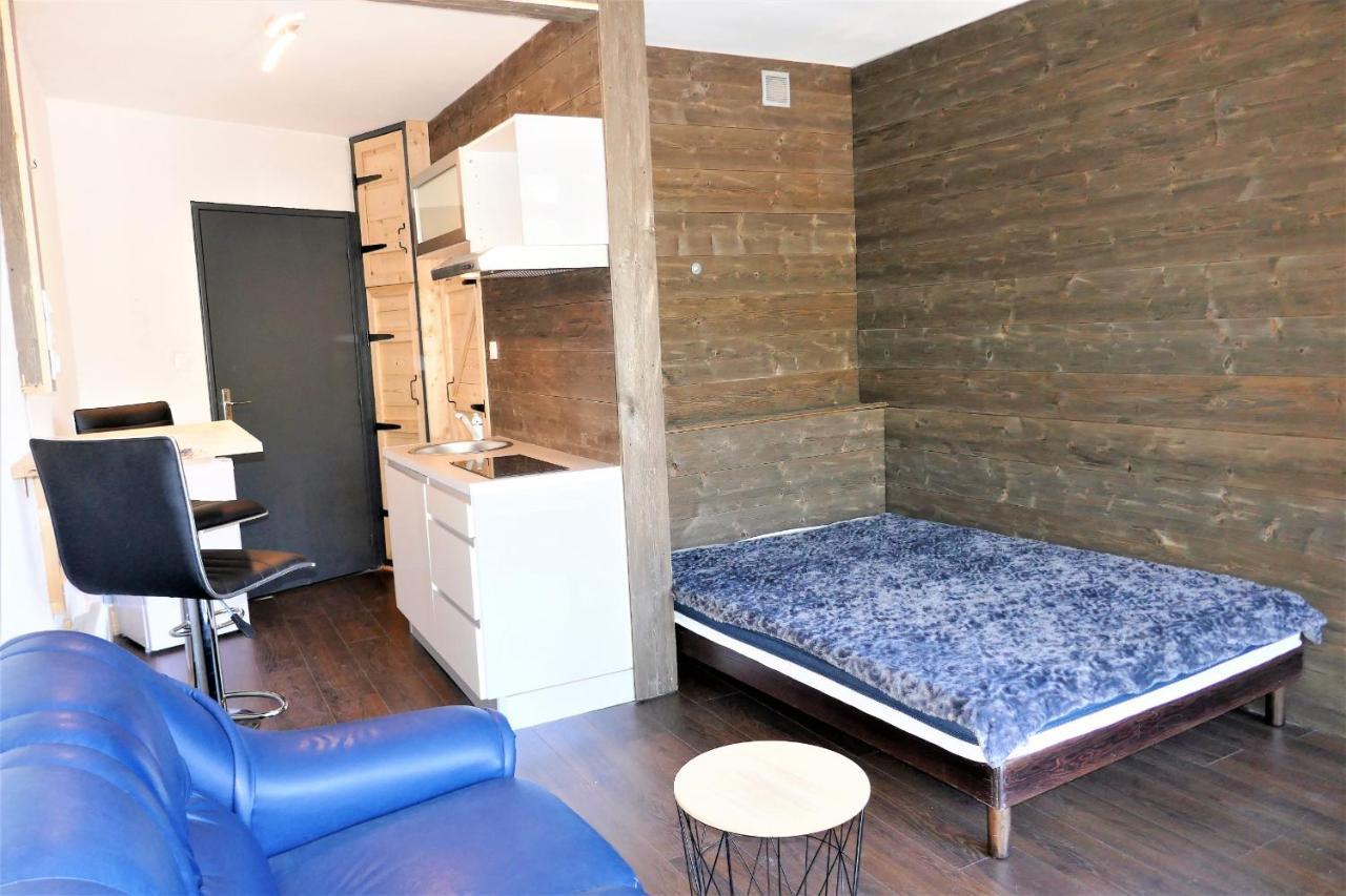 Studio D Elena Hyper Centre Apartment ลาแบรส ภายนอก รูปภาพ
